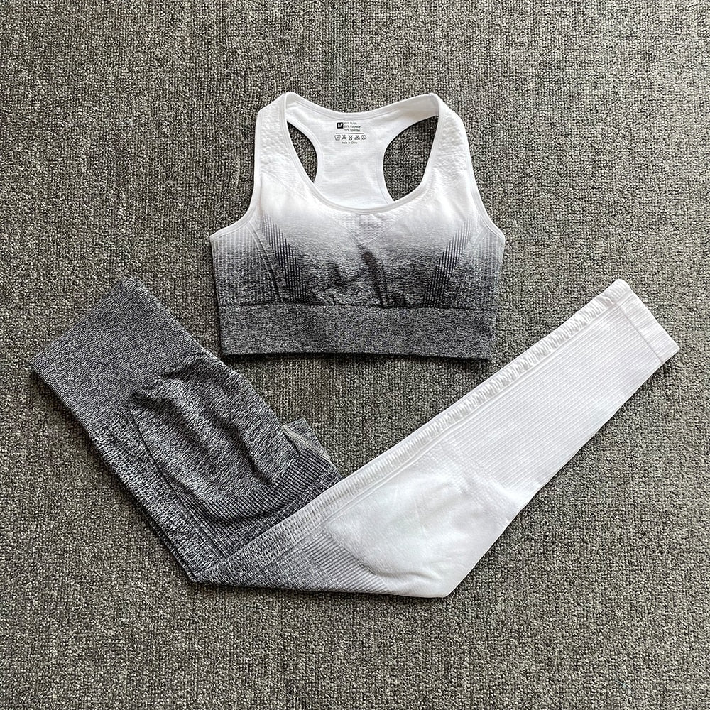 Conjunto deportivo Massu - Klouss - Chile - Mujer - Conjunto Deportivo - Calzas, Leggins, Polera deportiva, Ropa deportiva, Yoga