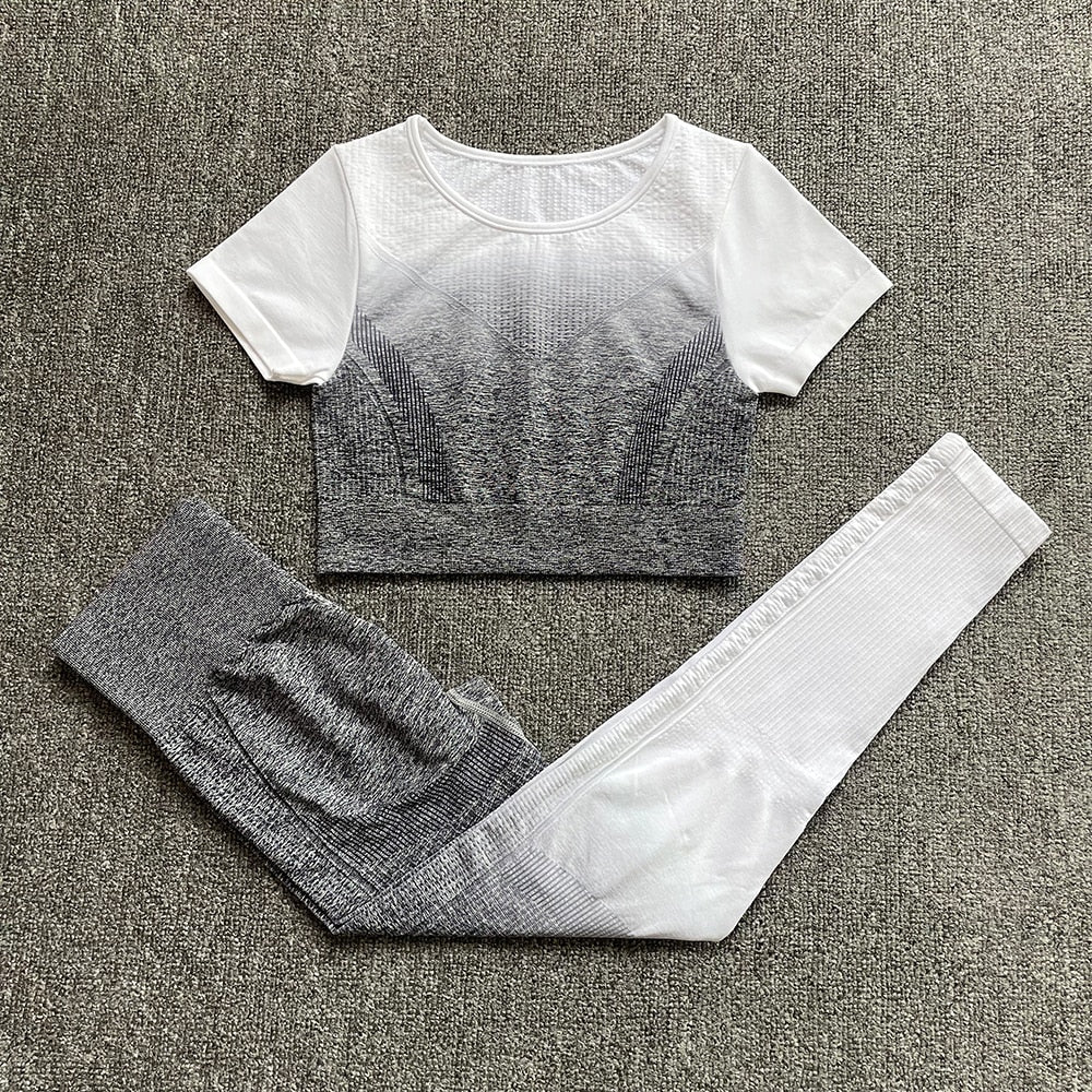Conjunto deportivo Massu - Klouss - Chile - Mujer - Conjunto Deportivo - Calzas, Leggins, Polera deportiva, Ropa deportiva, Yoga